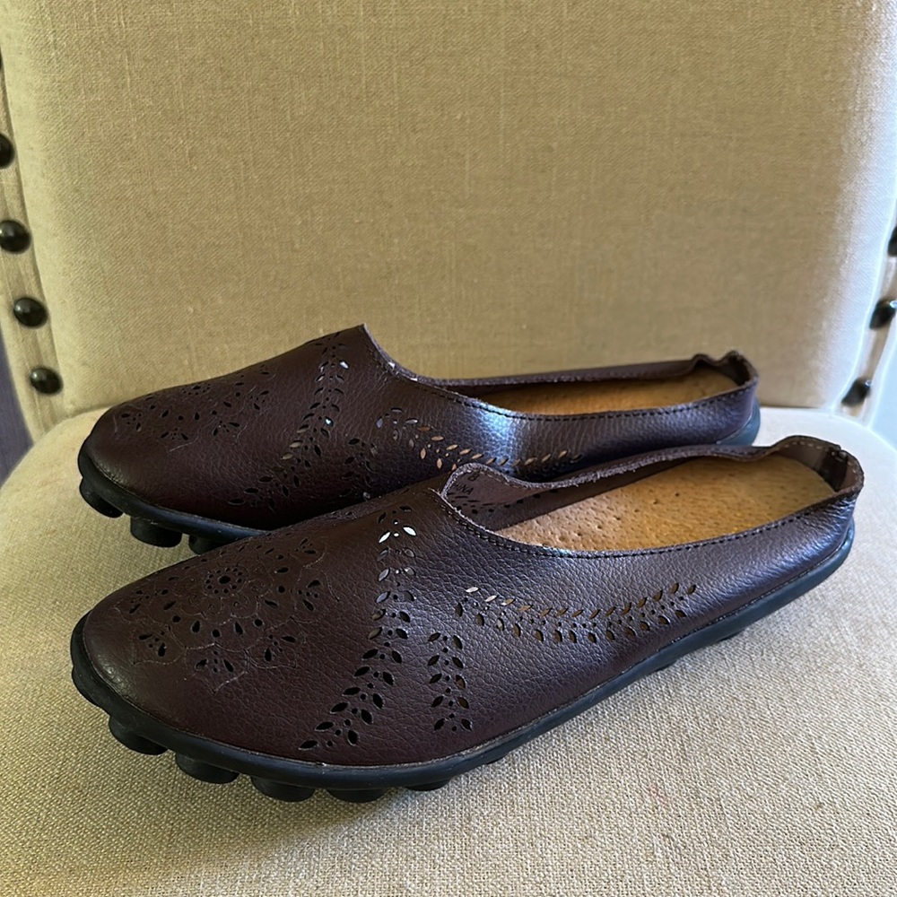 Labato Women’s Leather Laser Cut Slip On Mules Flats Brown Size 10 (41)